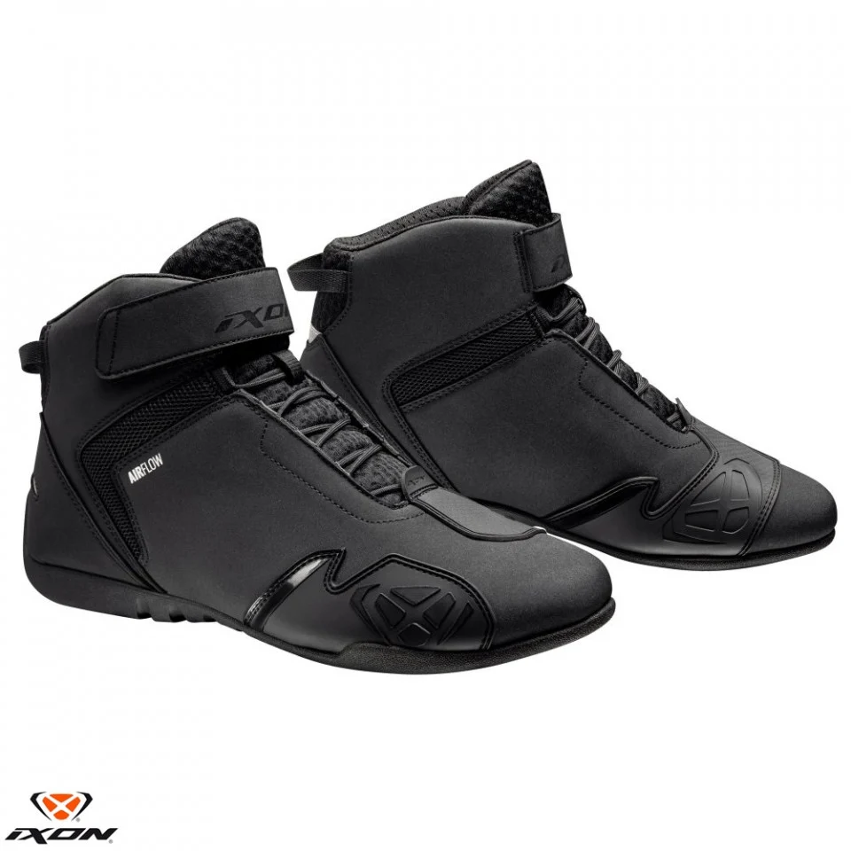 GHETE MOTO - Ghete moto Roadster barbati All Season Ixon model Gambler MS culoare: negru