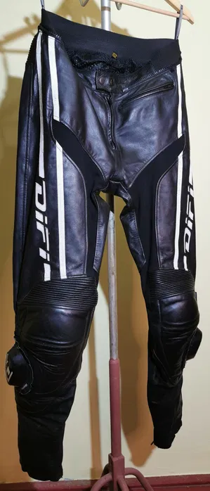 Costum piele barbati doua piese marime 52/102 [3]