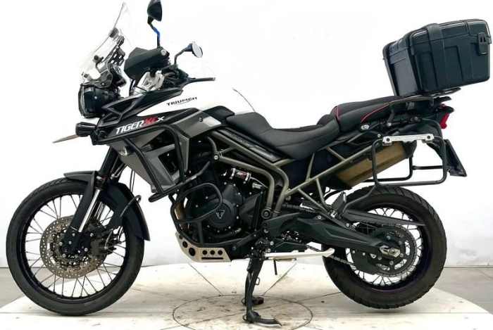 Triumph Tiger 800 XCX Second Hand [2]