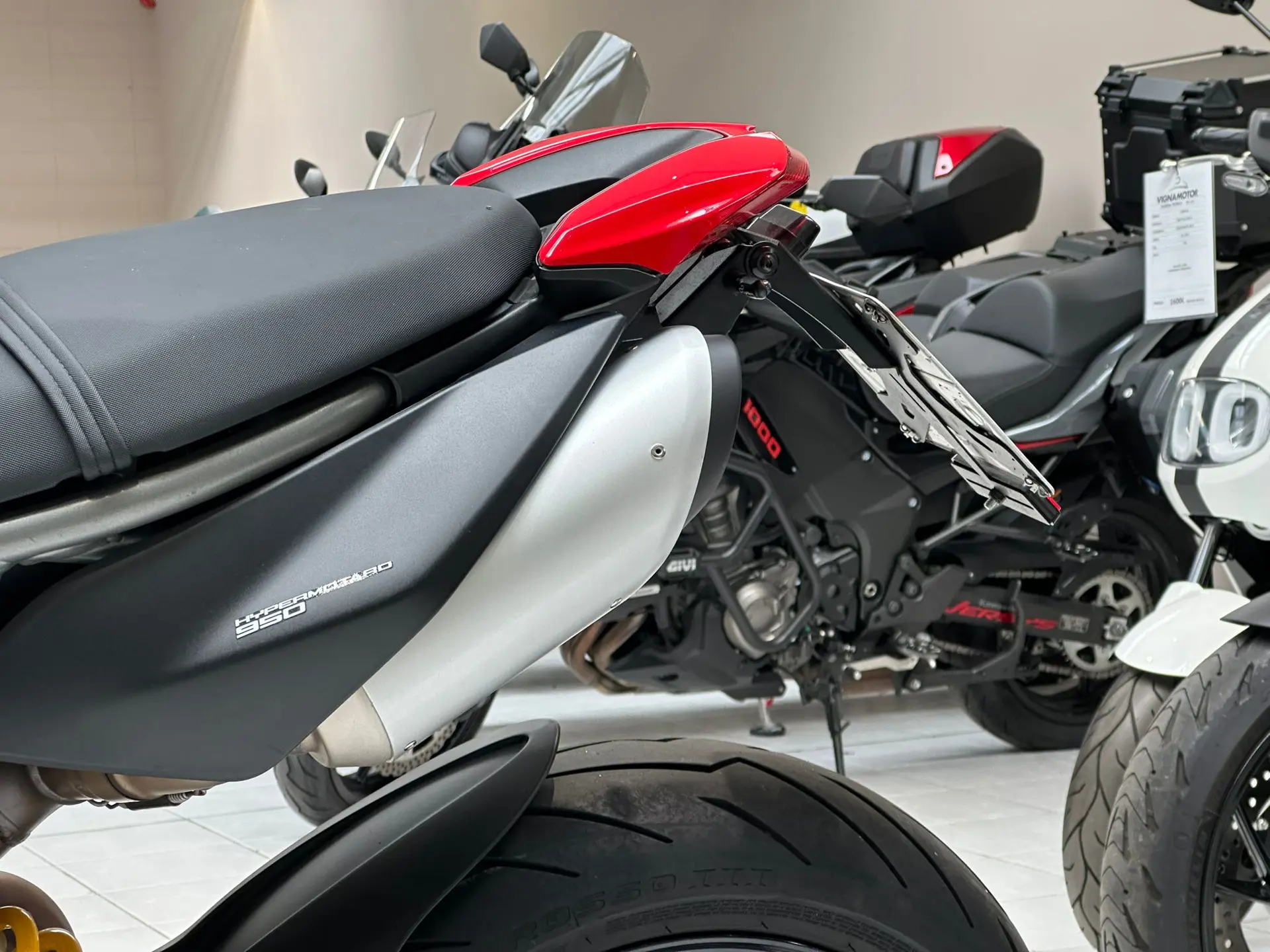 Ducati Hypermotard 950 din 2023 second hand [5]
