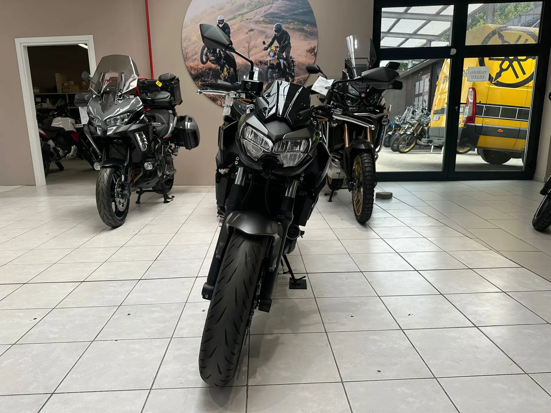 Kawasaki Z650 din 2023 second hand [3]