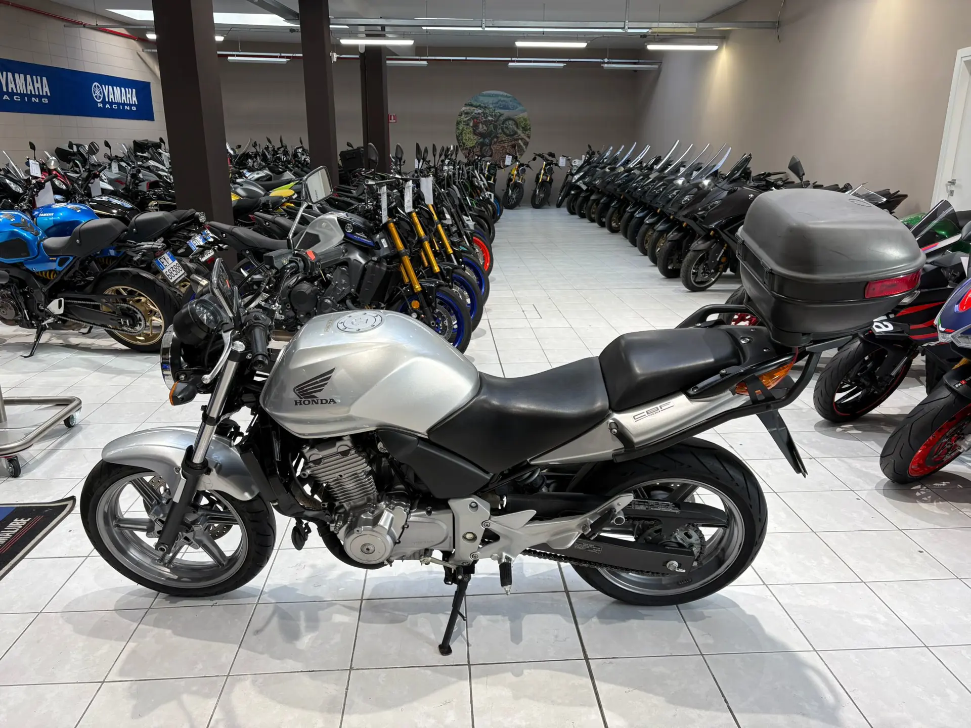 Honda CBF 500 2004 [2]