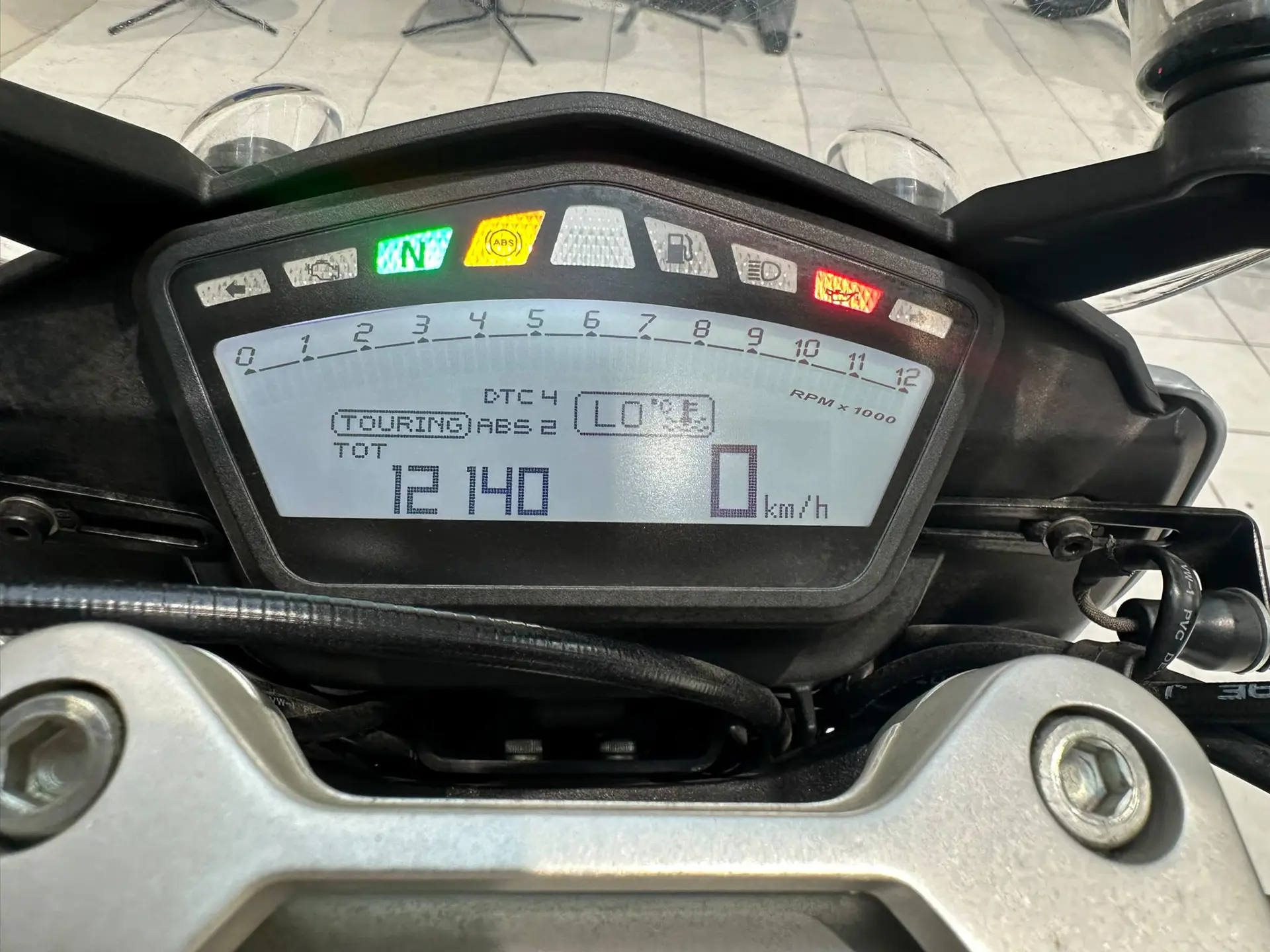 Motocicleta Rulată Ducati Hyperstrada 821 (2015) – 12.138 km, ABS, Valize Ducati & Accesorii Rizoma [4]
