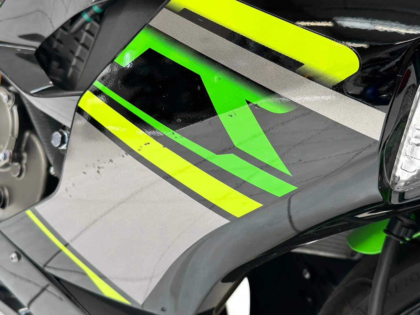 Kawasaki Ninja ZX-6 R 636 ABS KRT Edition [5]