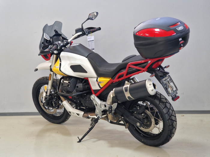 Moto Guzzi V85 TT [3]