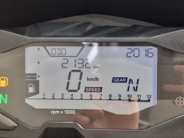 Motocicleta BMW GS310 [4]