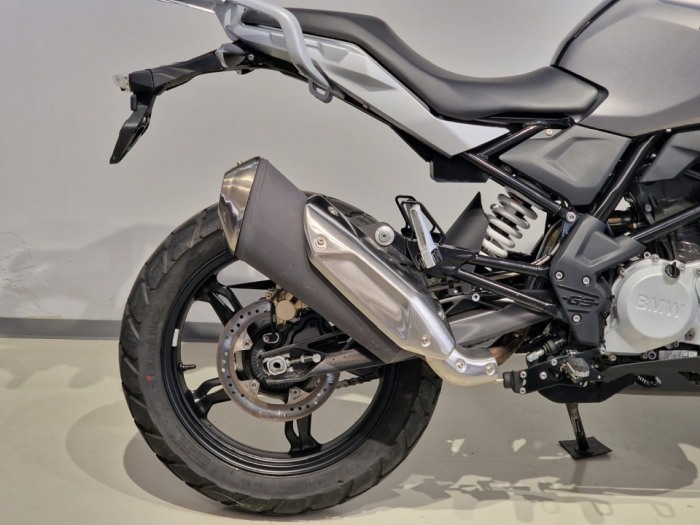 Motocicleta BMW GS310 [5]