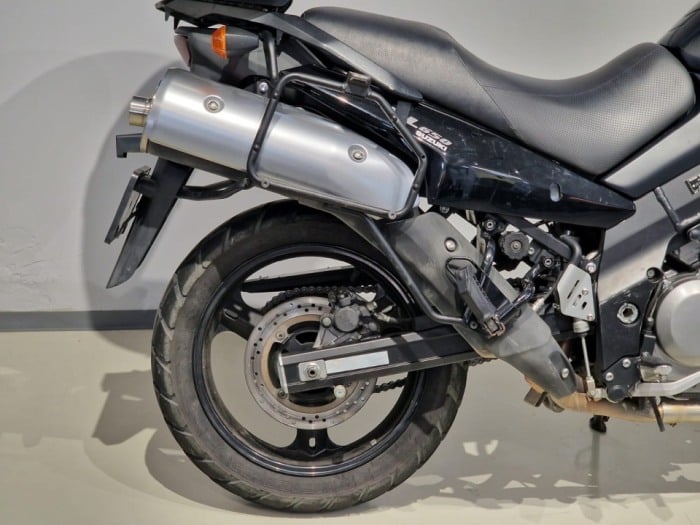 MOTOCICLETA SUZUKI V-STROM 650 2007 [5]