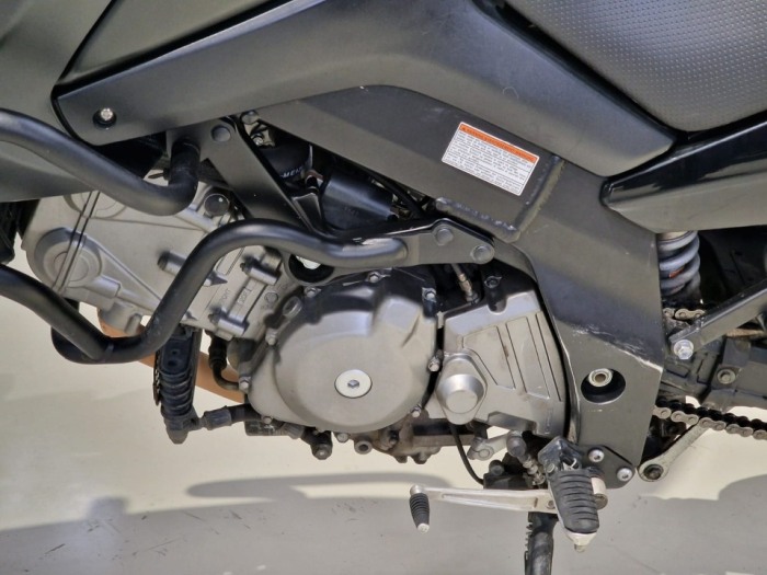 MOTOCICLETA SUZUKI V-STROM 650 2007 [8]