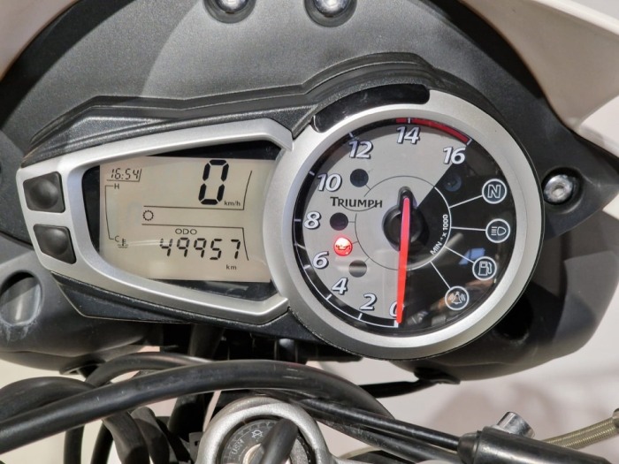 Motocicleta Triumph Street Triple 675 [4]