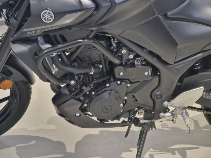 Motocicleta Yamaha MT-03 [8]