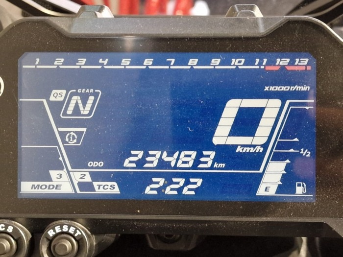 MOTOCICLETA YAMAHA NIKEN [4]