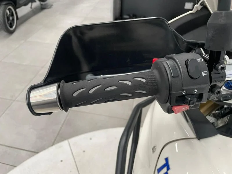 Triumph Tiger 1050 din 2008 second hand [3]