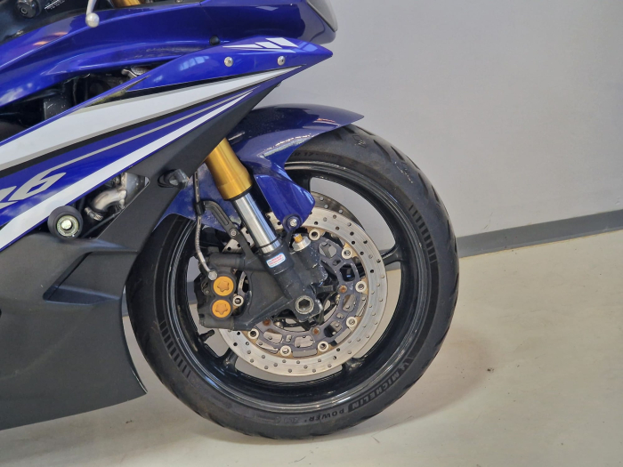 Yamaha R6 [6]