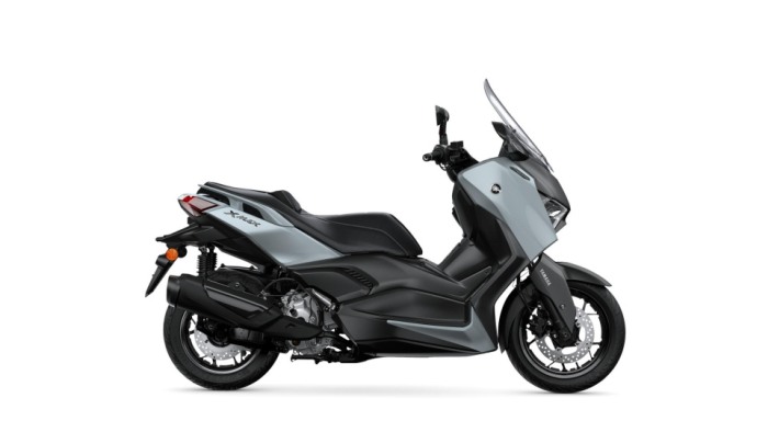 YAMAHA XMAX 300 Tech MAX+ [3]