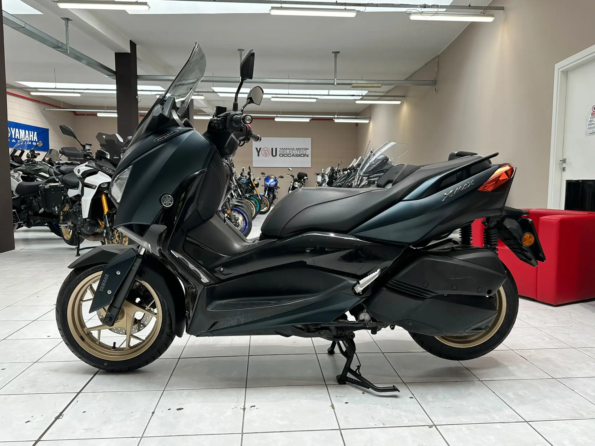 Yamaha X-Max 300 Tech Max 2022 [3]