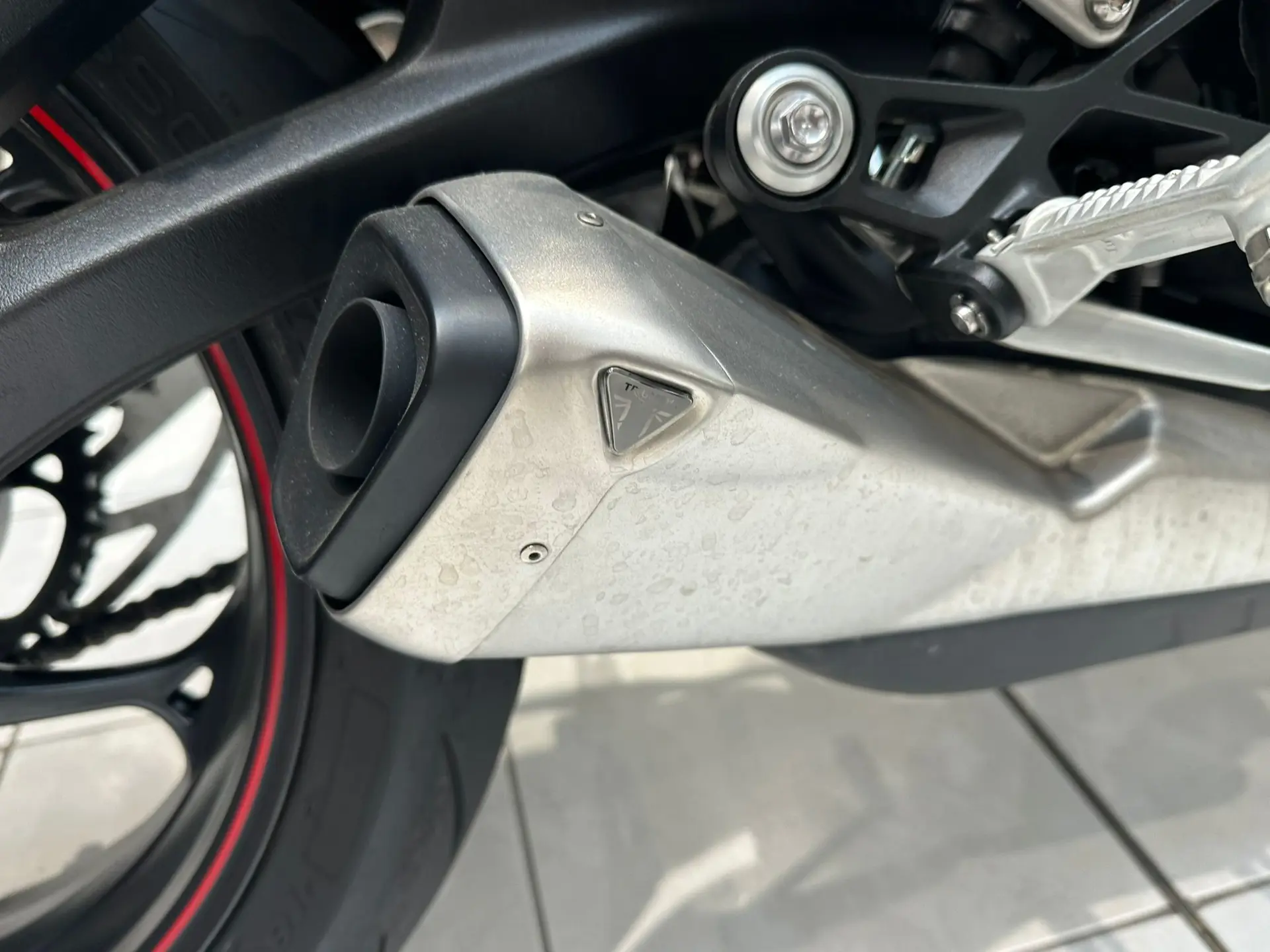 Triumph Street Triple R ABS [4]
