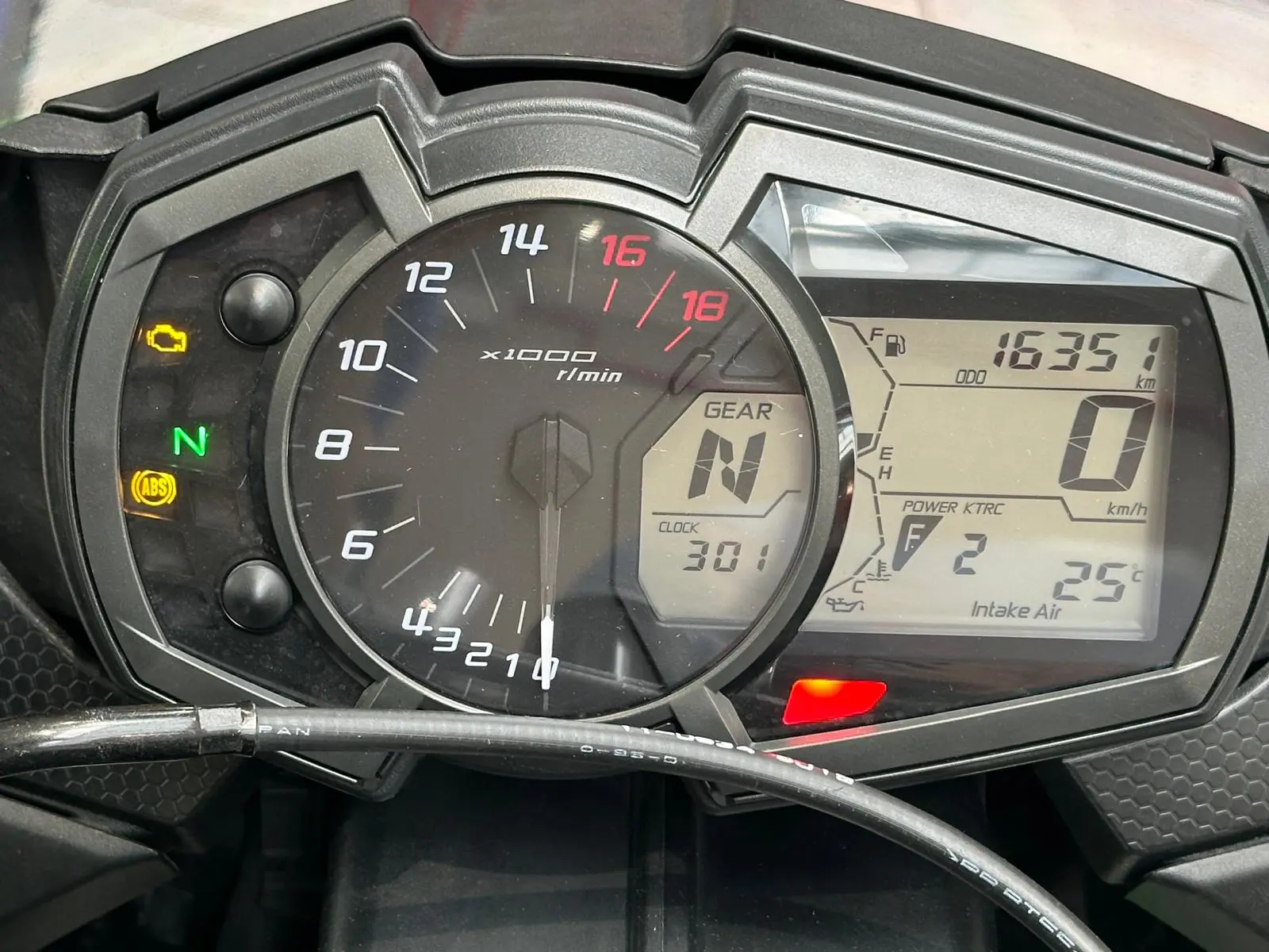 Kawasaki Ninja ZX-6 R 636 ABS KRT Edition [3]