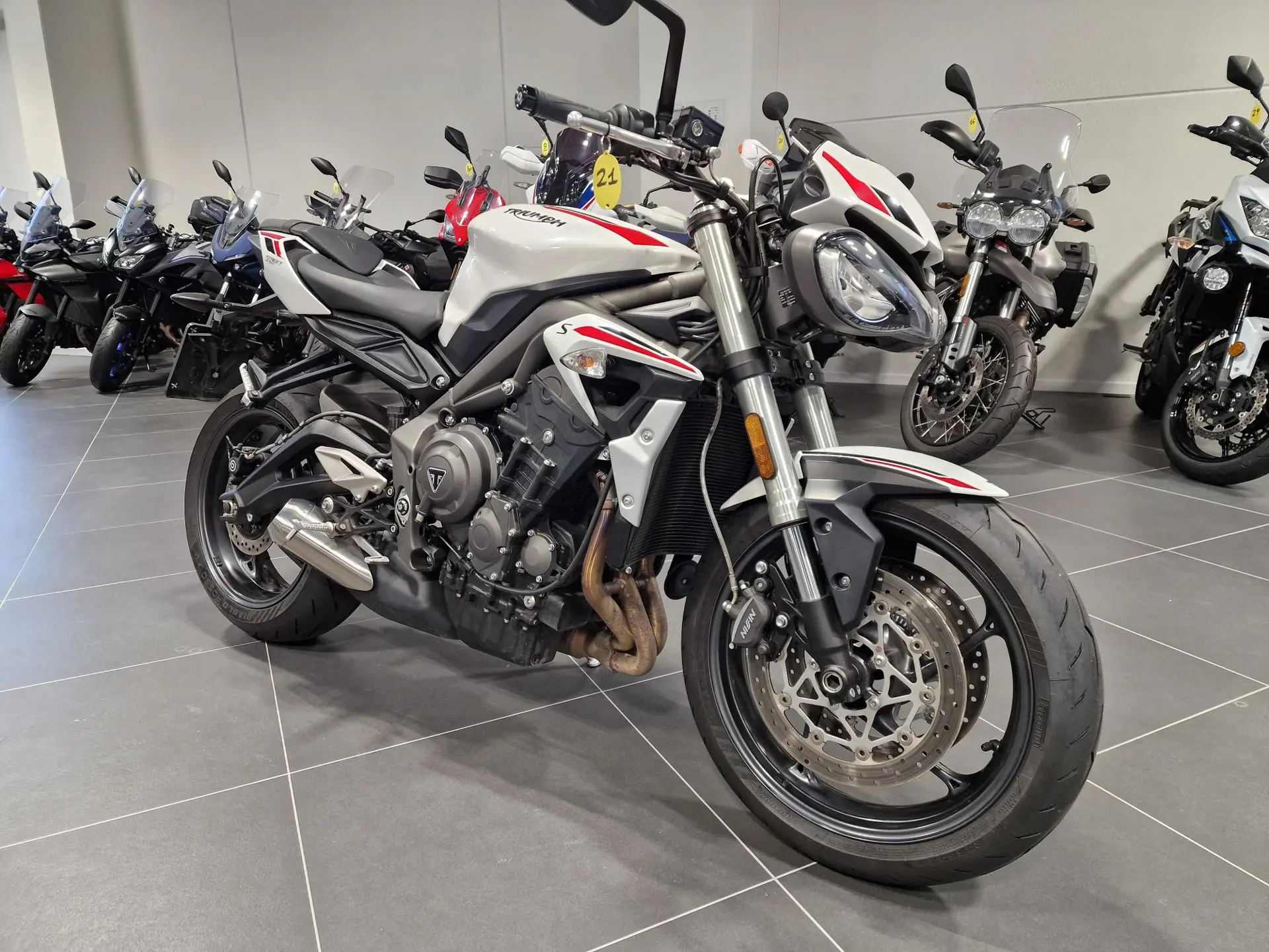 Second Hand - Triumph Street Triple S