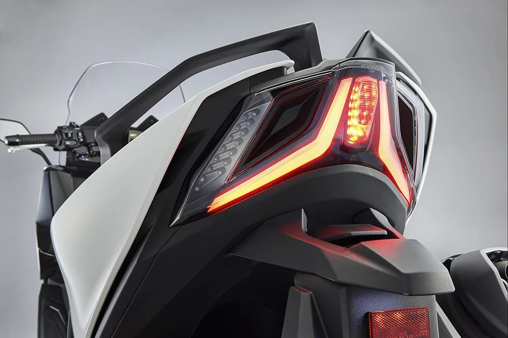 Kymco AK 575 Premium AIBS TCS [8]