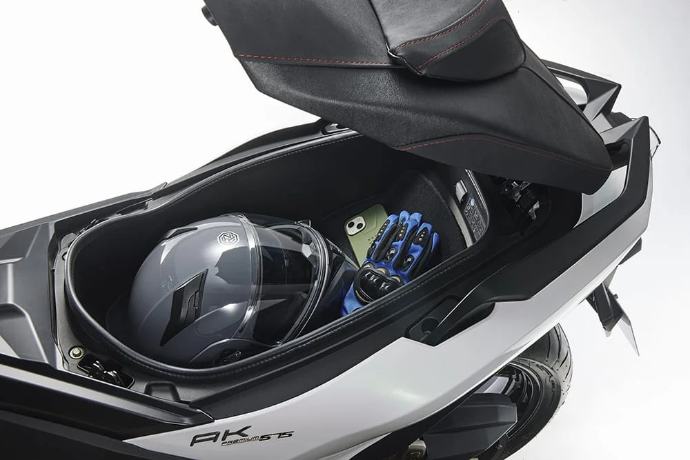 Kymco AK 575 Premium AIBS TCS [7]