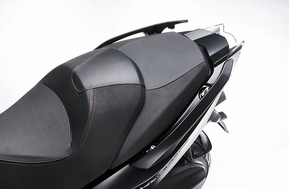 Kymco Xciting VS 400 ABS TCS [2]