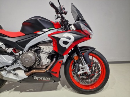 Motocicleta Aprilia Tuono 660 [5]