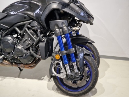 MOTOCICLETA YAMAHA NIKEN [6]