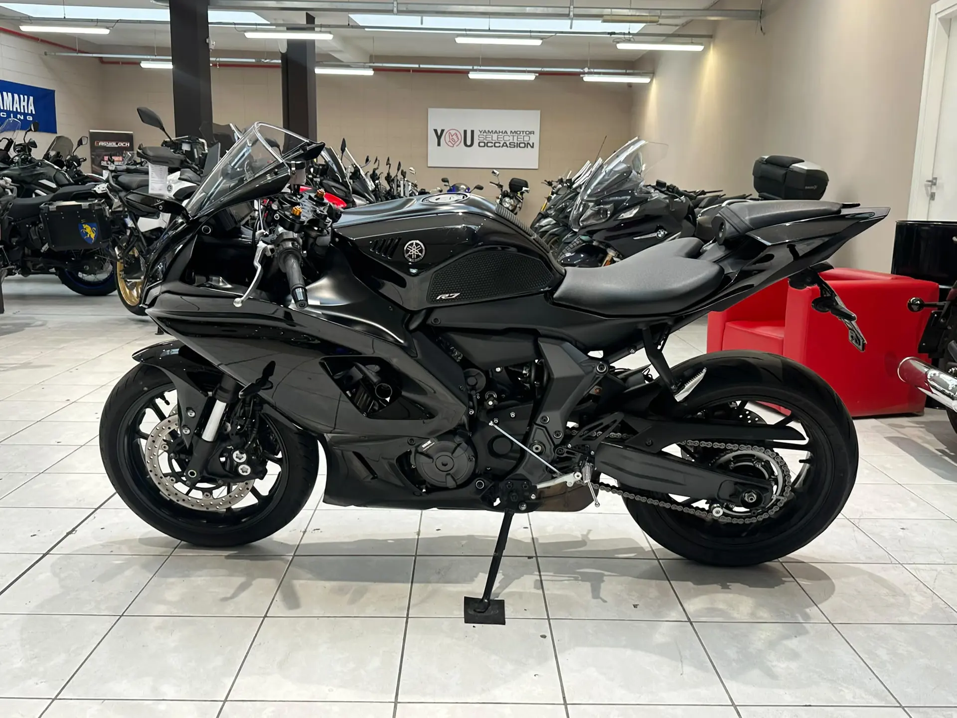 Yamaha YZF R7 35Kw 2023 [1]