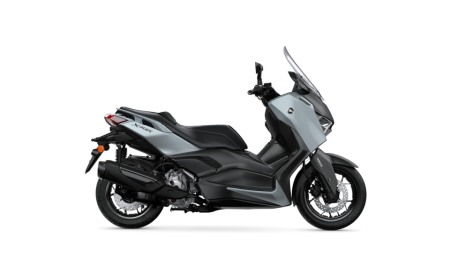 YAMAHA XMAX 300 Tech MAX [2]