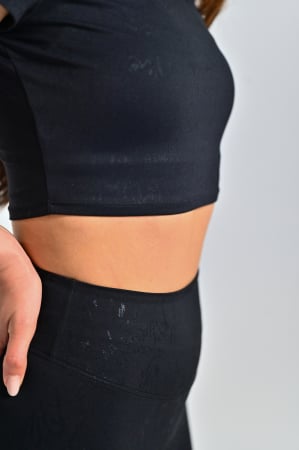 set crop top maneca scurta si colanti negri [5]