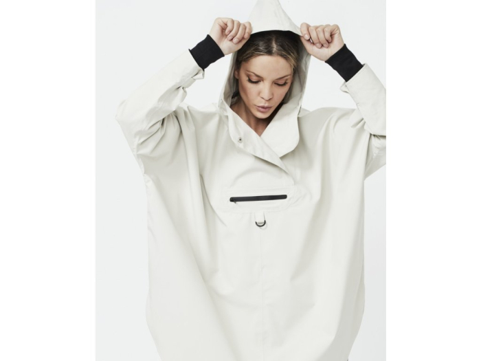 Activewear poncho [3]