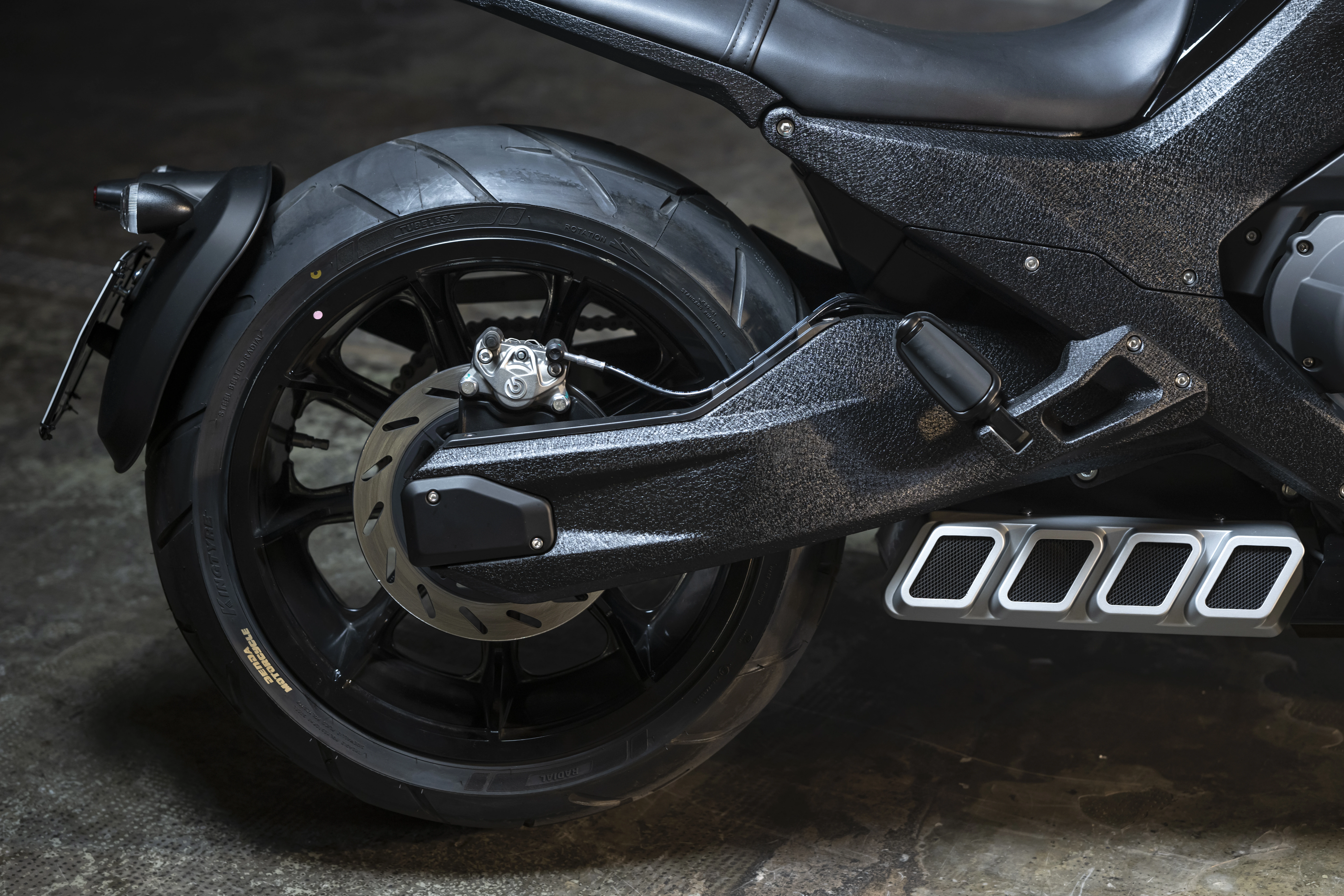 Benda LFC 700 Misty Titanium