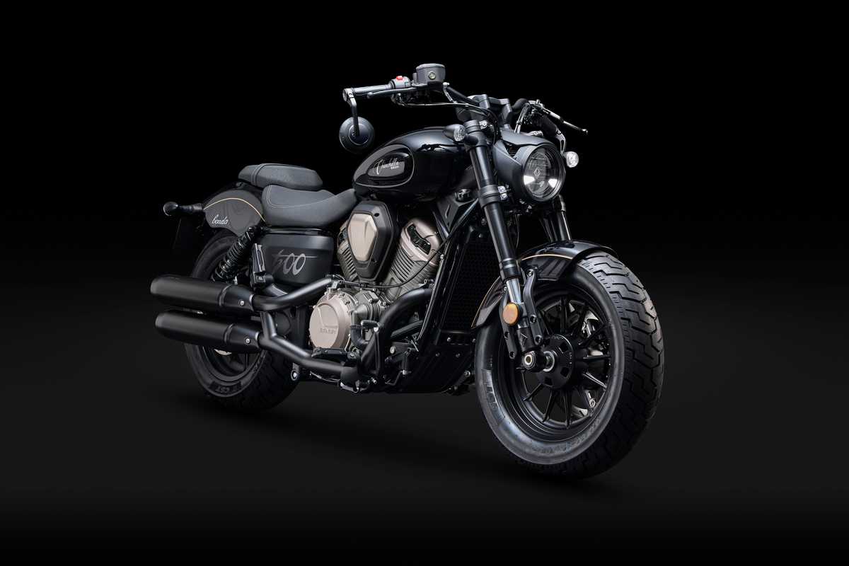 Benda Chinchilla 500 motor si esapament