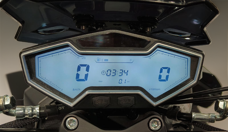 Delta Workko 125 dotari si cockpit