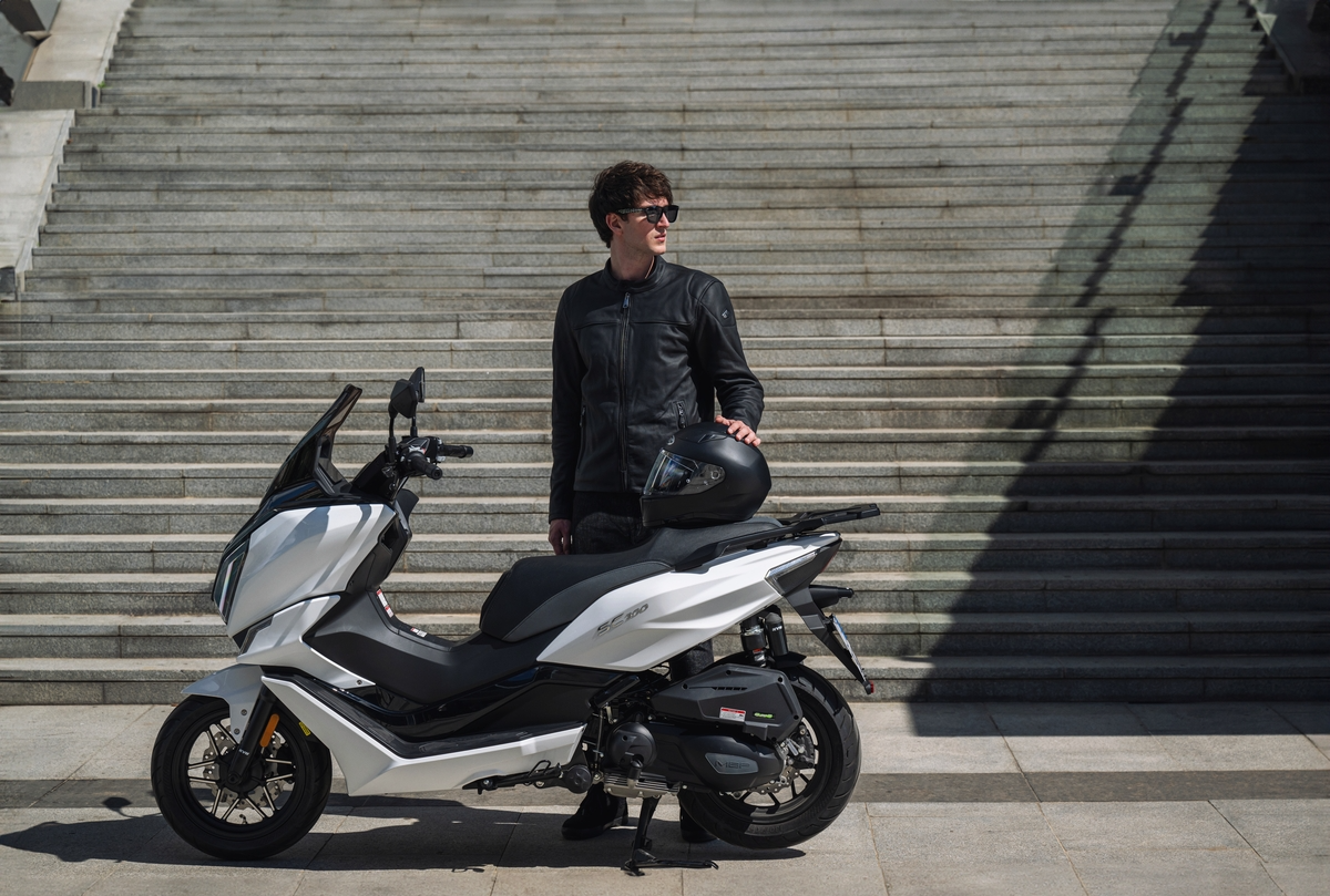 Galerie Morbidelli SC300 3