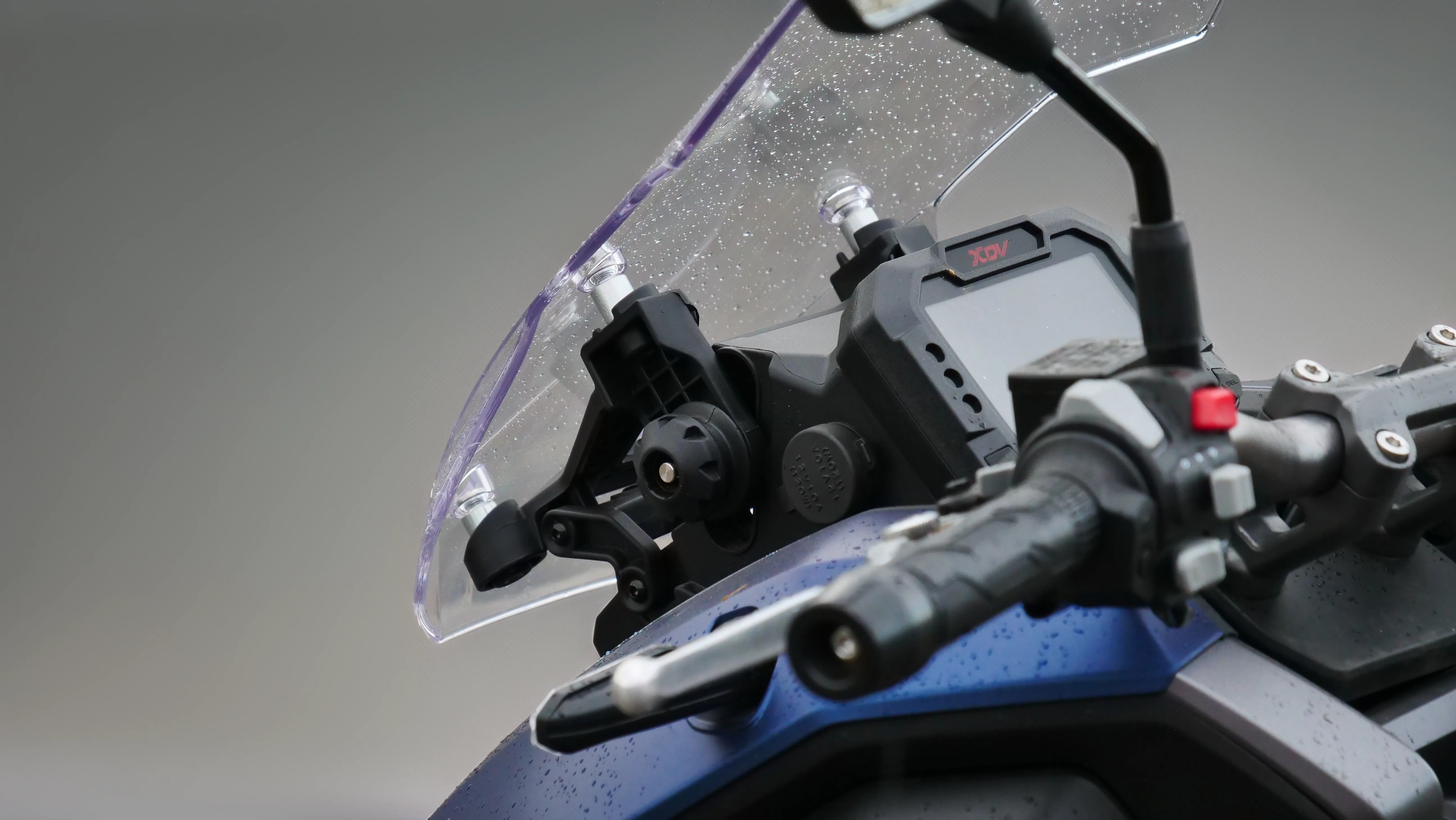 Delta Trakko 300 cockpit ecran mansoane