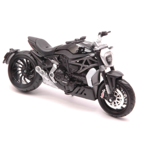 Machete - Bburago [1:18] - Ducati XDiavel S