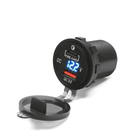 Prize - BIKETEC - priza moto dubla USB QC + USB-C cu iluminare si voltmetru, montaj pe suprafata plana sau pe ghidon, necesita adaptor BTMUS28
