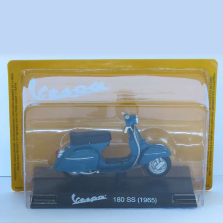 Machete - Magazine Models [1:18] - Vespa 1965 180SS, Blue