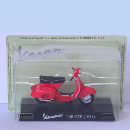 Idei de Cadou - Magazine Models [1:18] - Vespa 1971 125 GTR, Red