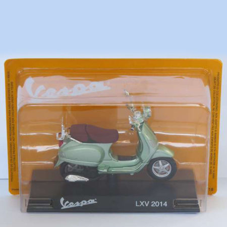 Machete - Magazine Models [1:18] - Vespa 2014 LXV, Green