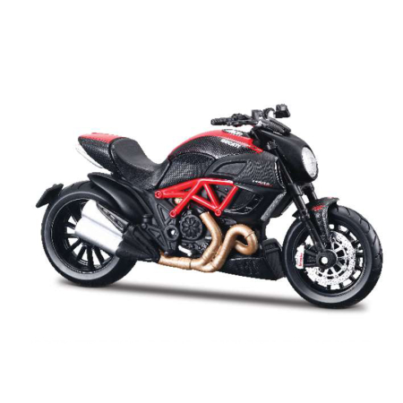 Machete - Maisto [1:18] - Ducati Diavel Carbon, Red/Black