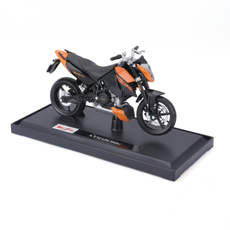 Idei de Cadou - MAISTO [1:18] - KTM 690 DUKE 3, negru [DCC-MAI20-09266BK]