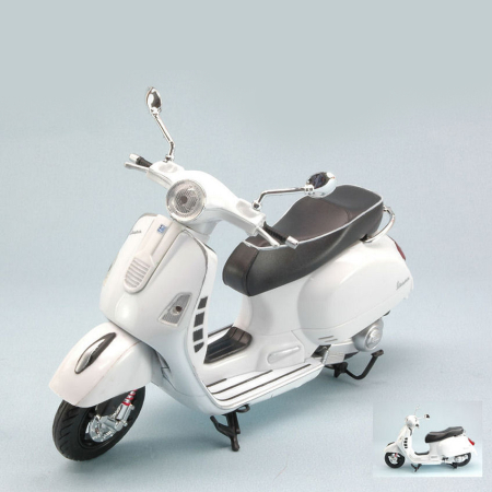 Idei de Cadou - New Ray [1:12] - Vespa GTS 300 Super 2008, White