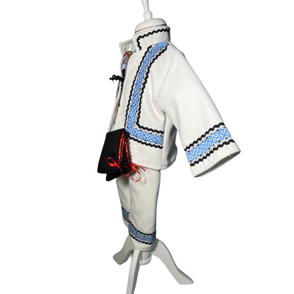 Costum popular cu paltonas, broderie alb/albastru [5]