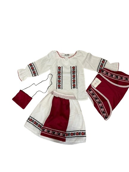 Costum popular fete, alb/rosu, 4 piese, model 3 [4]