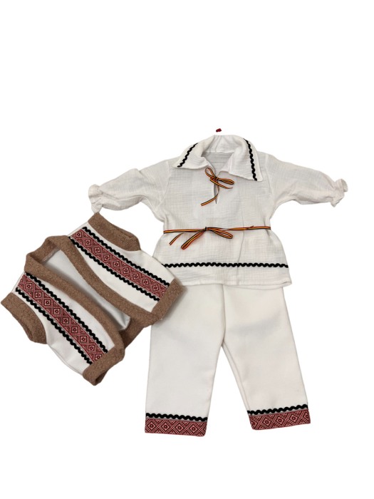Costum traditional baieti cu cojoc, broderie alb/rosu, premium [1]