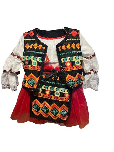 Costum traditional fetite cu vesta, culoare alb/rosu/negru, 5 piese [1]