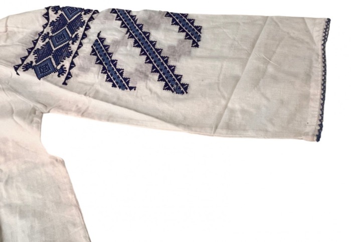 Ie traditionala , alba, broderie romb albastra, femei [2]